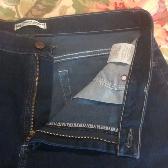 LEE Denim Size 14 Short Relaxed Straight Leg Classic 5-pocket Jeans
$78 NEW - Picture 11 of 16